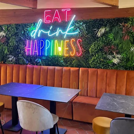 Tiber Guest house 4*